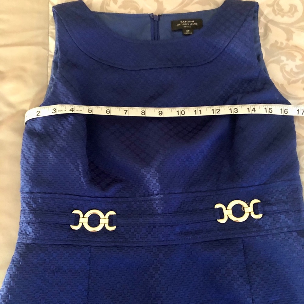 TAHARI DRESS - Picture 3 of 5